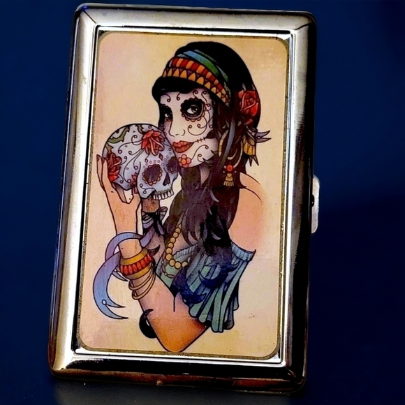 🟢$12 NWT ID/Cigarette Skull Case - Picture 1 of 4
